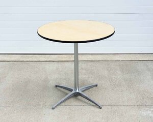 30 inch Round Table