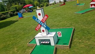 Mini Golf Course - Per Play Area / Hole		